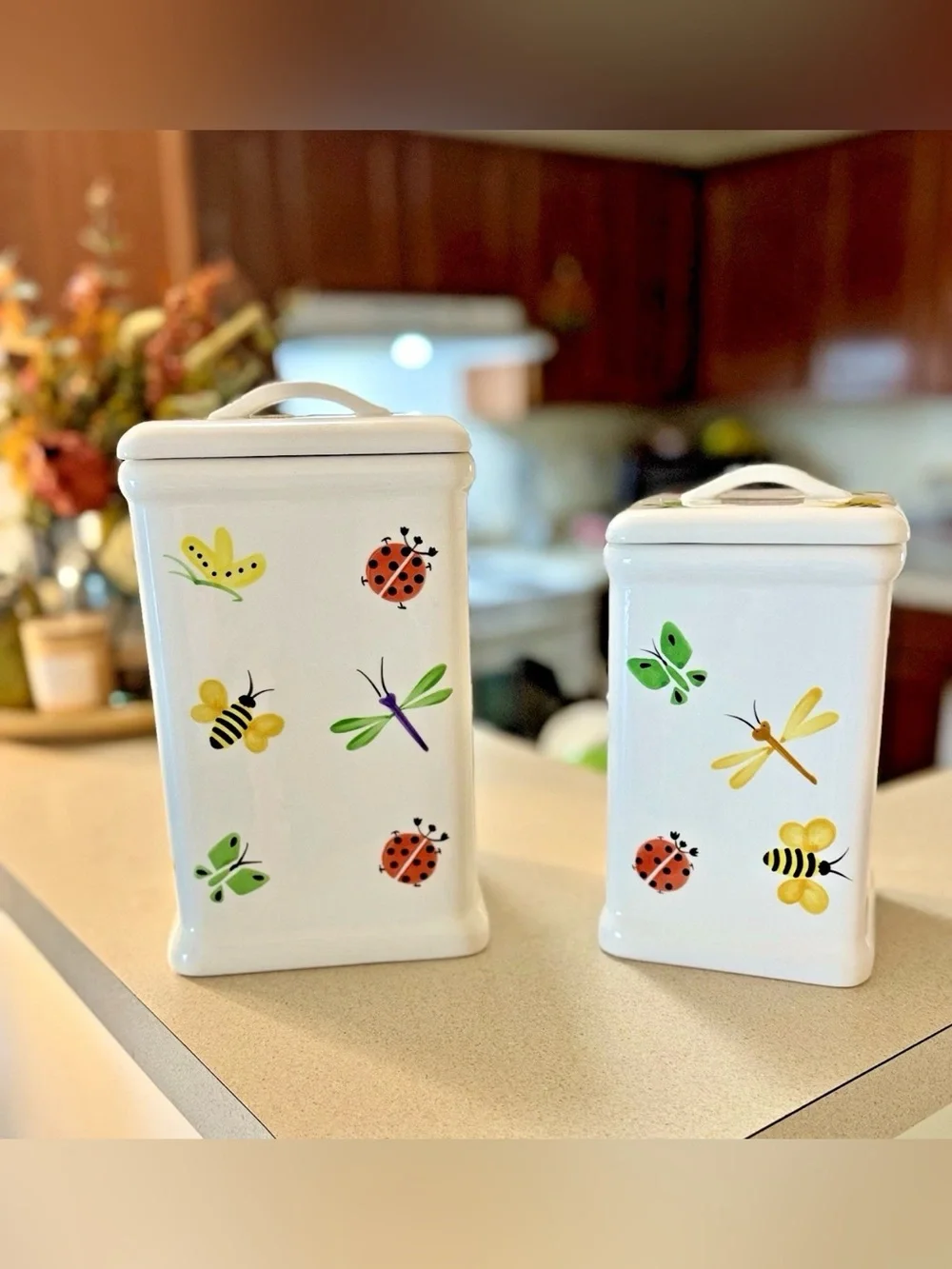Vintage Frank Richman Hug Bug Ceramic Kitchen Canister Set Large & Small 2-Piece